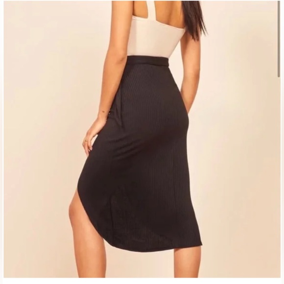 Reformation Aruba Black Ribbed Wrap Skirt size Small - Picture 3 of 11